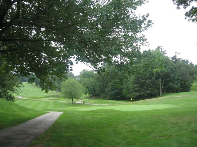 Berlin Country Club - photo 2