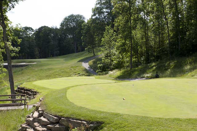 Club At Nevillewood