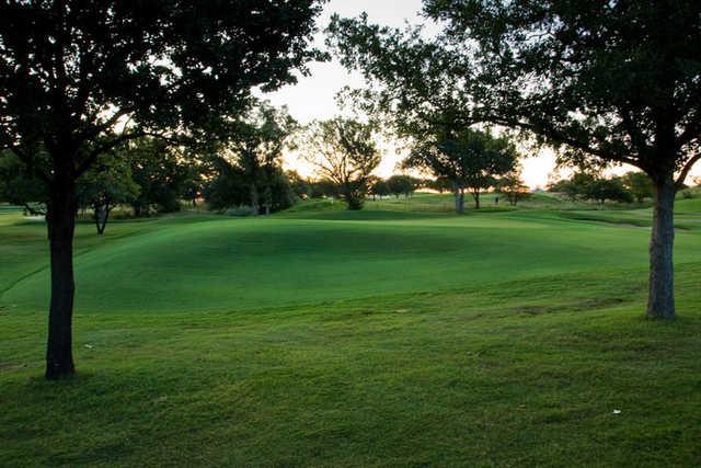 River Oaks Golf Club - photo 2