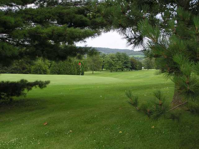 Lakeland Hills Country Club - photo 1