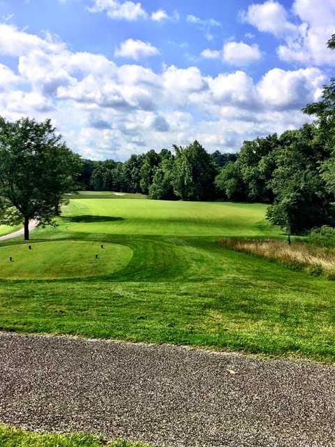 Berry Hills Country Club - photo 3