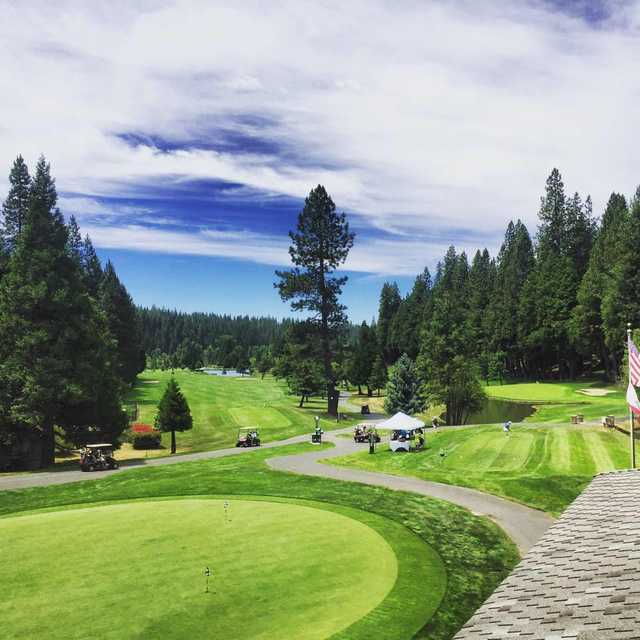 Sequoia Woods Country Club - photo 2