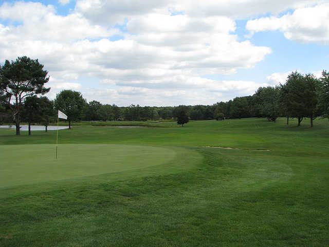 Green Meadows Golf Course - photo 2