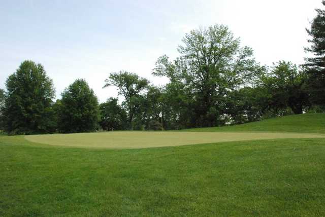 Hillview Country Club - photo 2