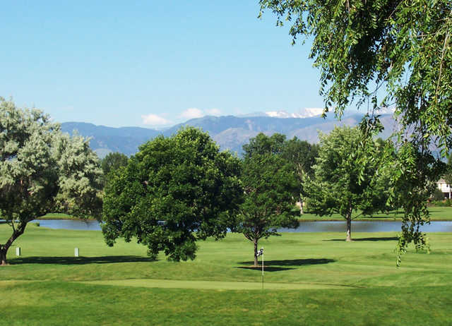Twin Peaks Golf Course - photo 3