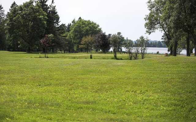 Pike Lake Golf & Beach Club - photo 2