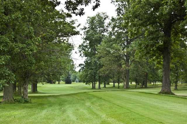 Hawthorne Hills Country Club - photo 3