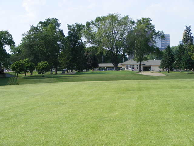 Soldiers Memorial Field Golf Course - photo 2