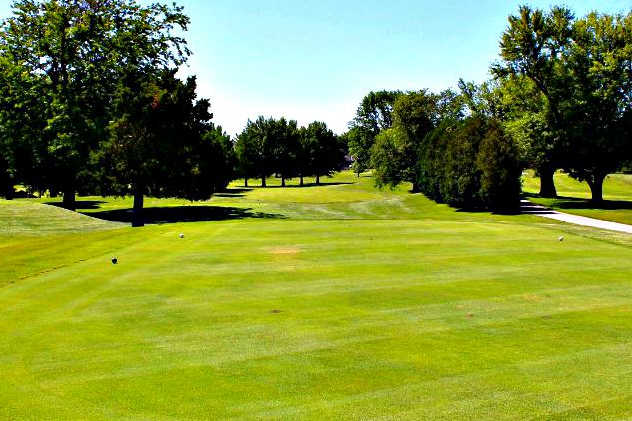 Burlington Golf Club - photo 4