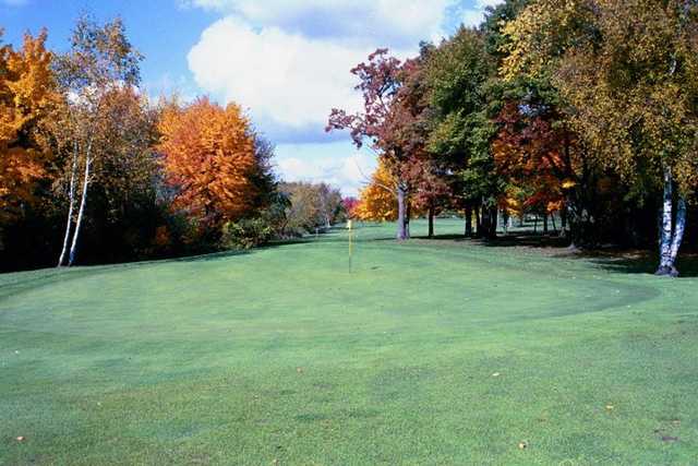 Viking Meadows Golf Course - photo 2