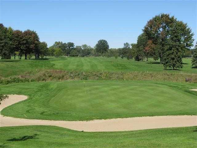 Sylvan Glen Golf Course - photo 4