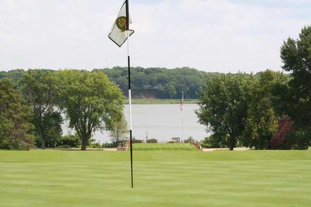 Lafayette Country Club - photo 2