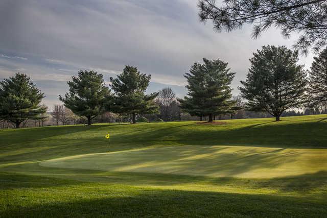 Mohican Hills Golf Course - photo 2