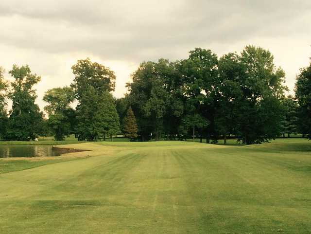 Henderson Country Club - photo 2