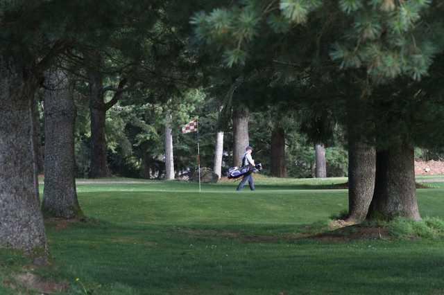 Village Greens Golf Course. - photo 1
