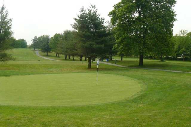 Saxon Woods Golf Course - photo 4