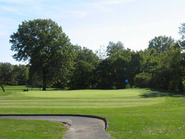 South Shore Golf Course - photo 5