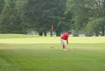 Foster Park Golf Course - photo 4