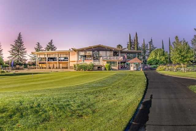 Peach Tree Golf & Country Club - photo 3