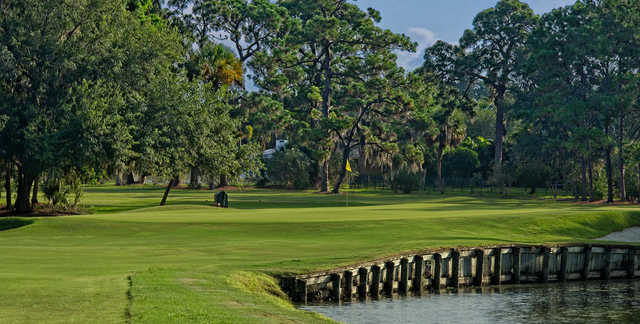 Sara Bay - photo 2
