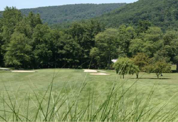 Waynesboro Country Club - photo 4