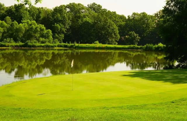 Country Lake Golf Club - photo 6