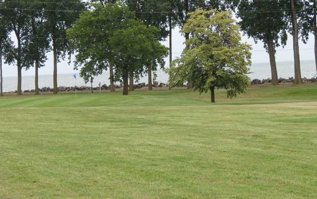 Bay Pointe Golf Course - photo 3