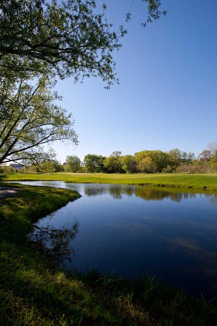 Royal Woodbine Golf Club - photo 2