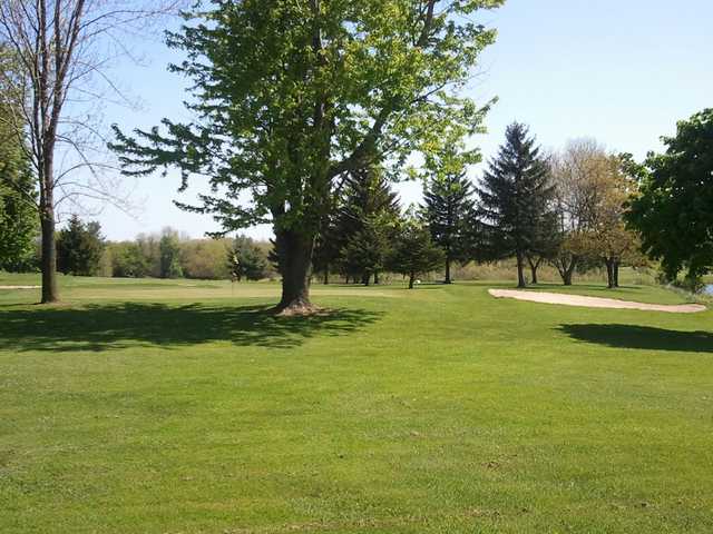 Batavia Country Club - photo 1