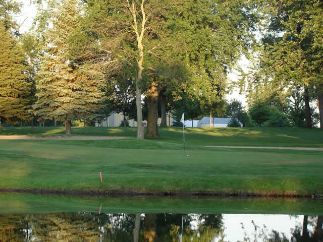 Luverne Country Club - photo 3