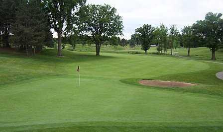 The Emerald Golf Course - photo 4