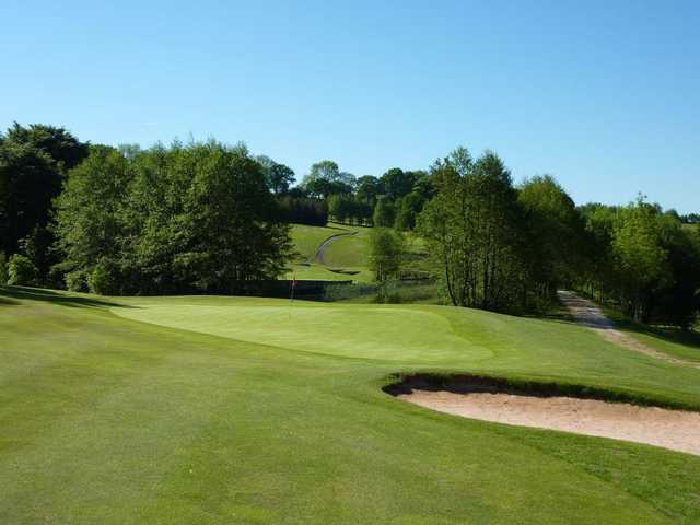 Woodlake Park Golf & Country Club - photo 4