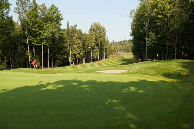 Six Foot Bay Resort & Golf Club - photo 2