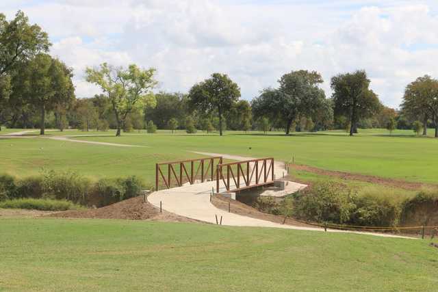 Willow Springs Municipal Golf Course - photo 3