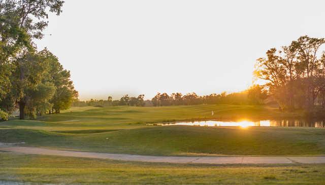 Crooked Oak Golf Club - photo 3