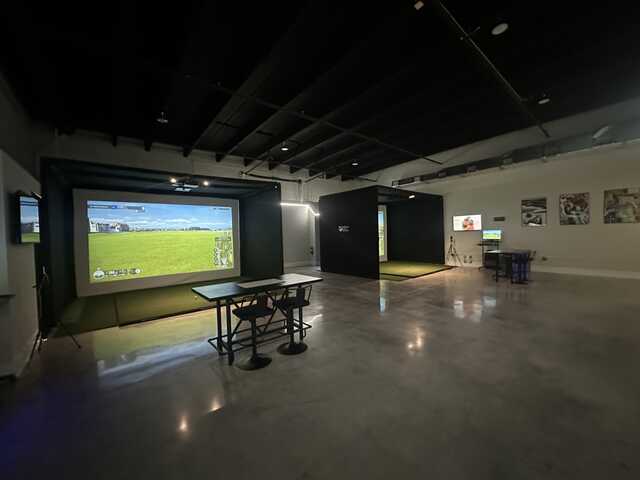 Urban Golf Suites