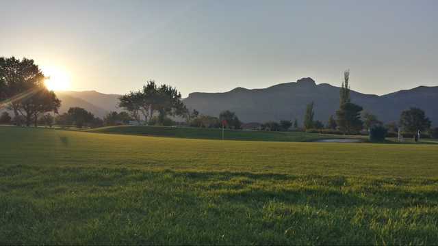 Desert Lakes Golf Course - photo 2