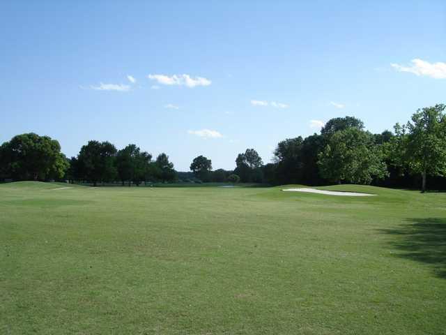 Brenham Country Club - photo 2