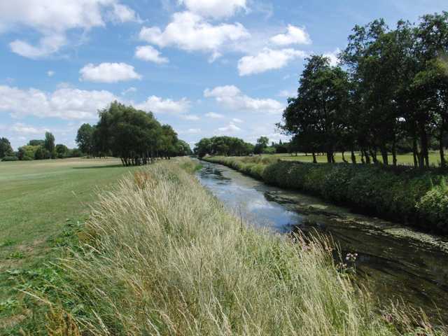 Kirkby Valley Golf Club - photo 2