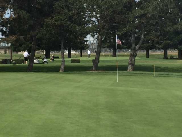 Emerald Lakes Golf Course