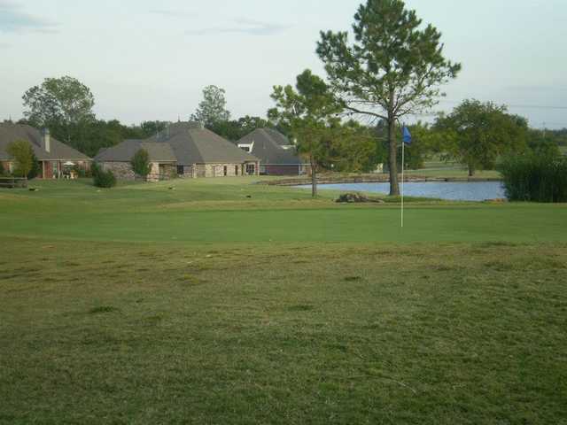 White Hawk Golf Course - photo 3