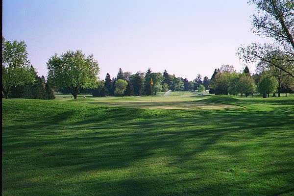 Findlay Country Club - photo 4