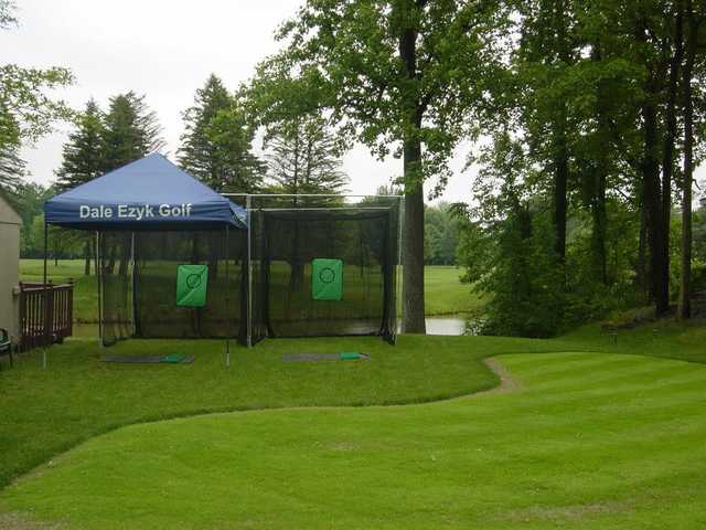 Colonial Acres Golf Course - photo 2