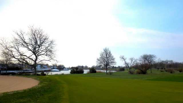 Merrick Golf Course - photo 3