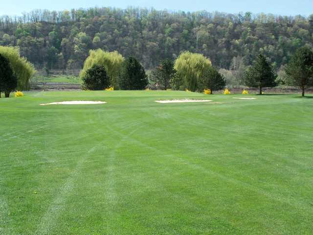 Fairways Riverside Golf Course - photo 3