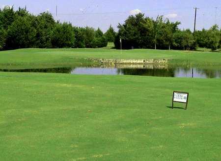 Pecan Trails Golf Course - photo 2