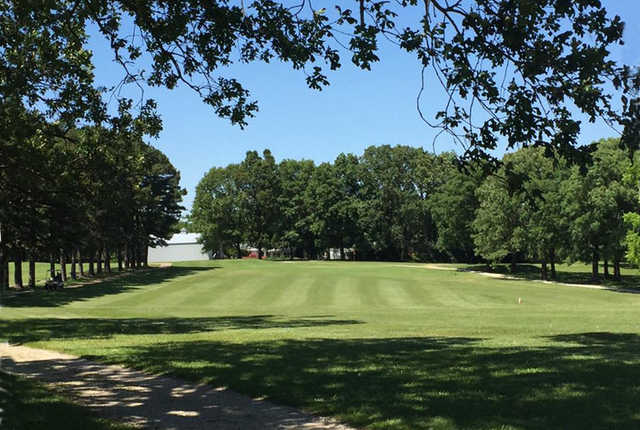 Owensville Golf Course - photo 2