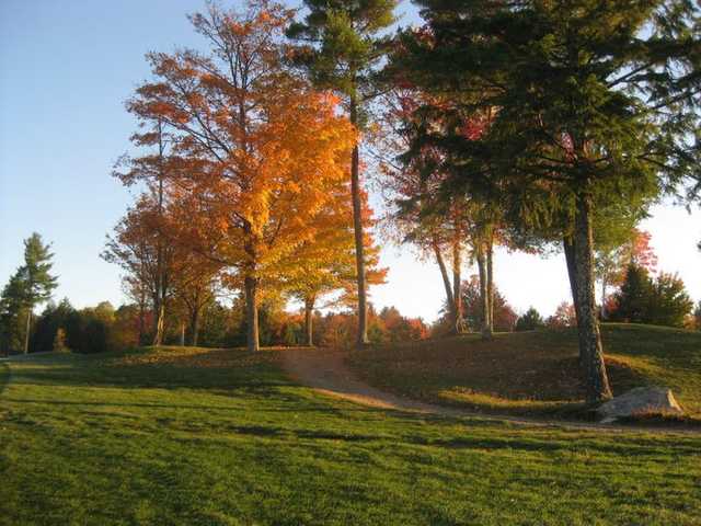 Loudon Country Club (Loudon, NH) - photo 3