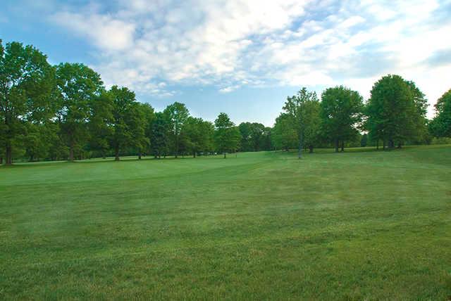 Moundsville Country Club - photo 6