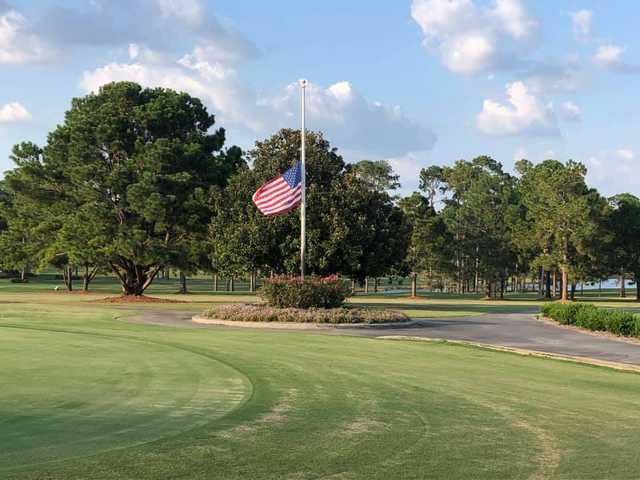 Douglas Golf & Country Club - photo 2